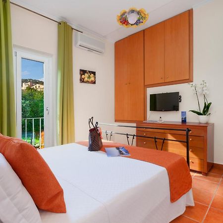 Relais Santa Lucia Bed & Breakfast Sorrento Bagian luar foto